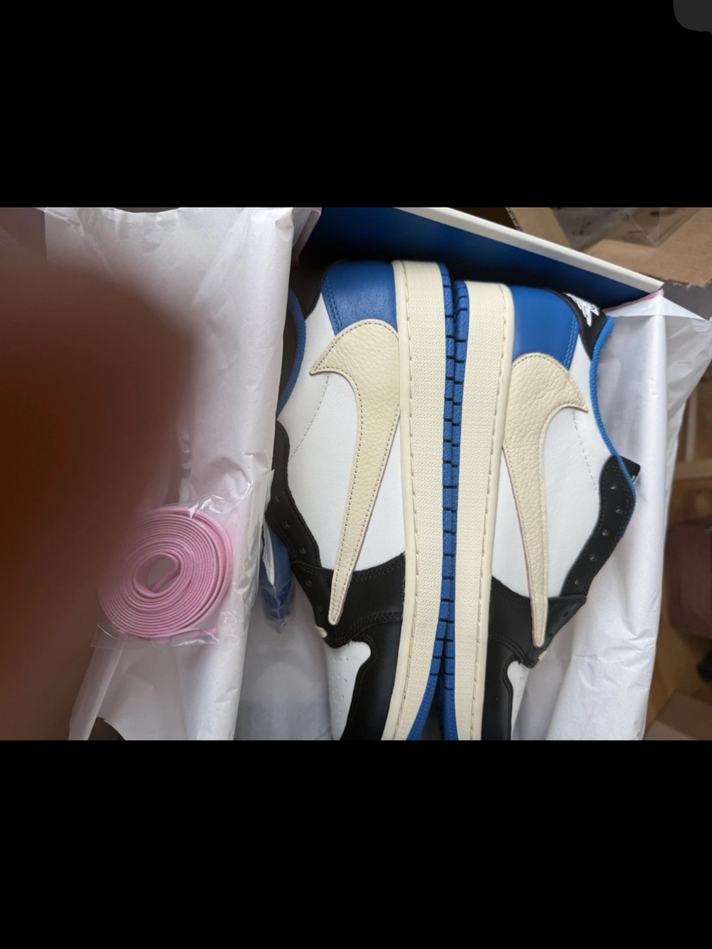 Nike Air Jordan 1 Low -travis Scott fragment size 10 1/2 - Picture 3 of 4